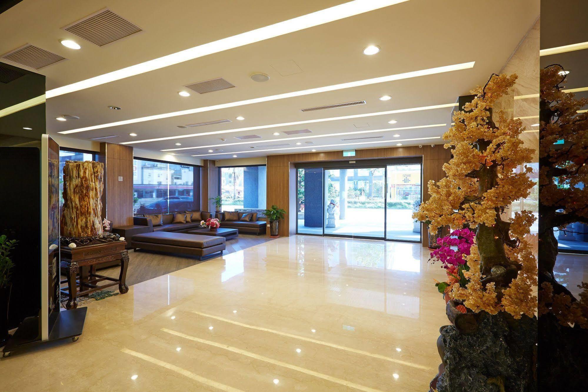 Hunt Champion Hotel 台中市 エクステリア 写真