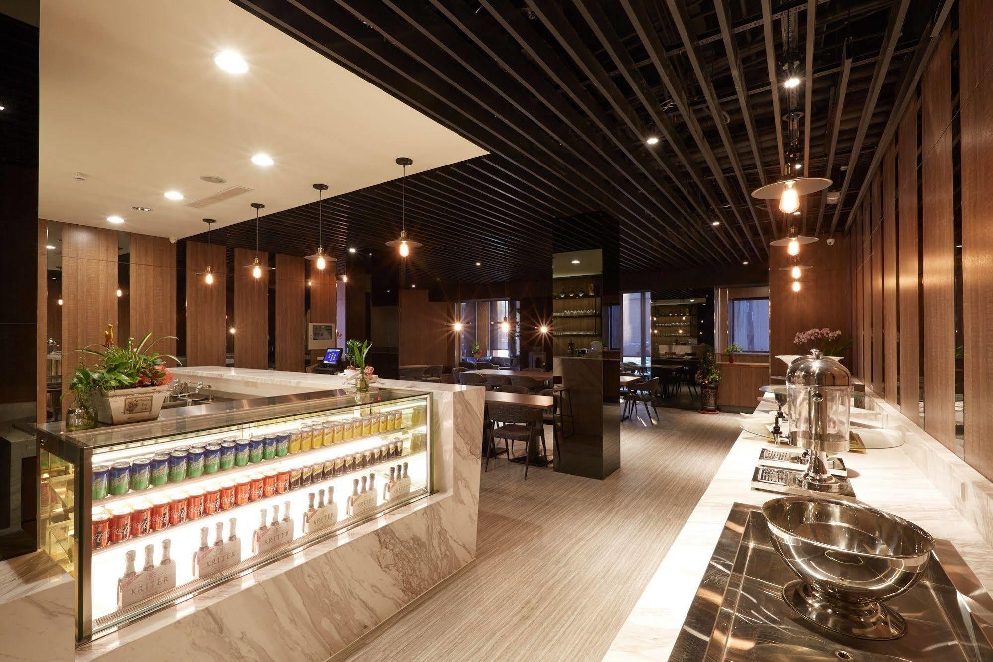 Hunt Champion Hotel 台中市 エクステリア 写真