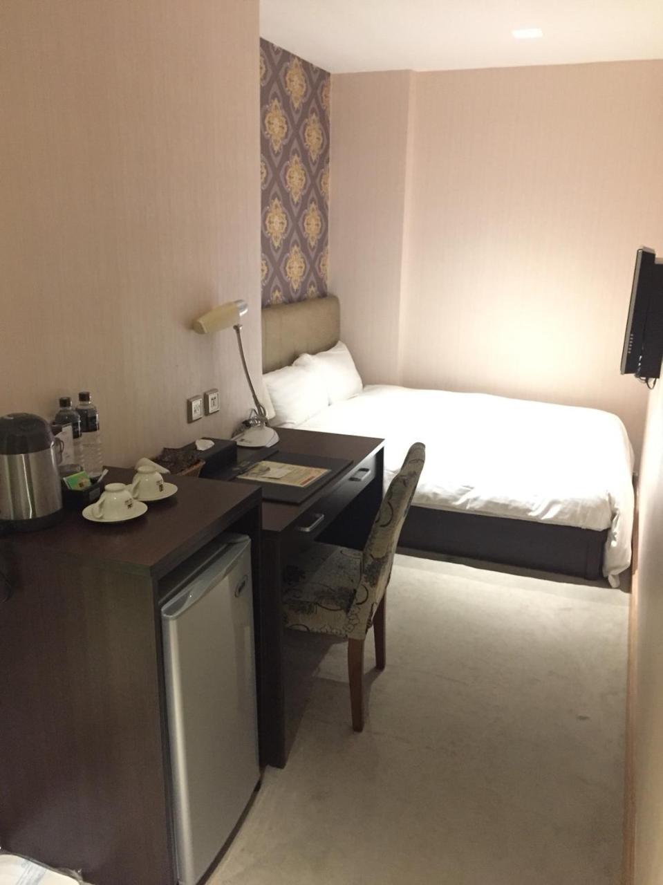 Hunt Champion Hotel 台中市 エクステリア 写真