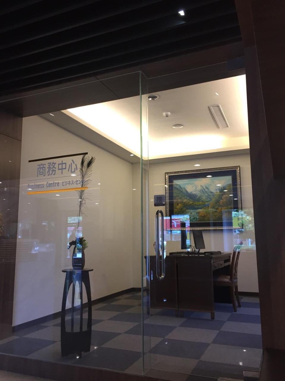 Hunt Champion Hotel 台中市 エクステリア 写真