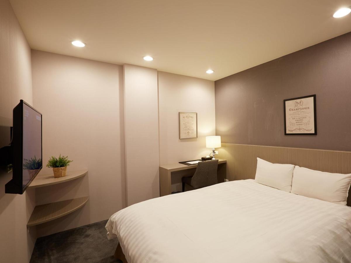 Hunt Champion Hotel 台中市 エクステリア 写真